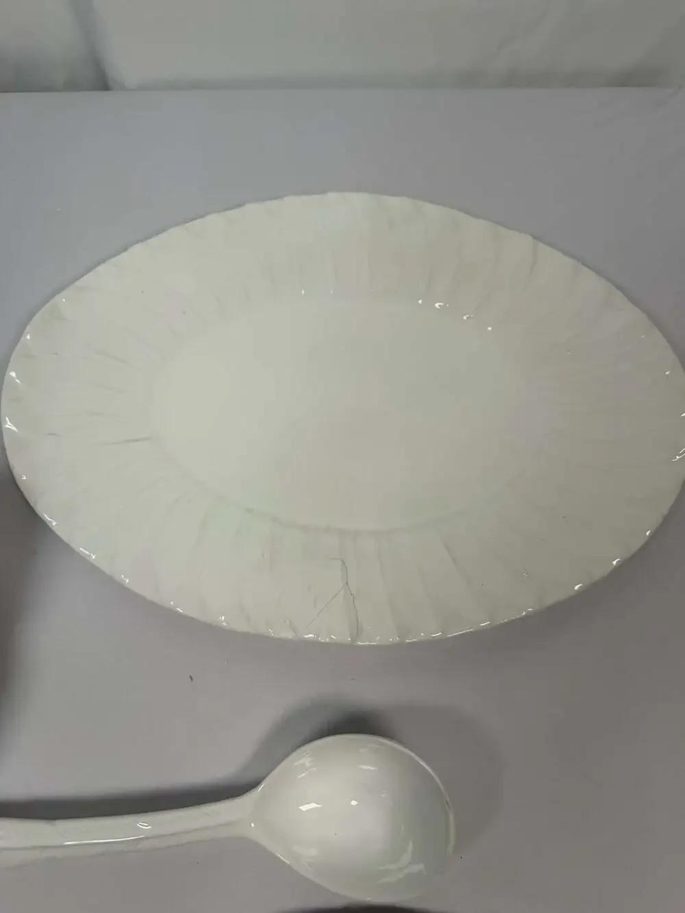 Vintage Ceramic White Swan Soup Tureen with Underplate Ladle and Lid